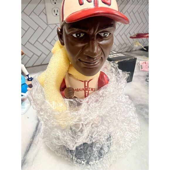 Buck O'Neil K.C. KC Monarchs Limited Edition Bobblehead Negro Leagues NLBM - Picture 4 of 7